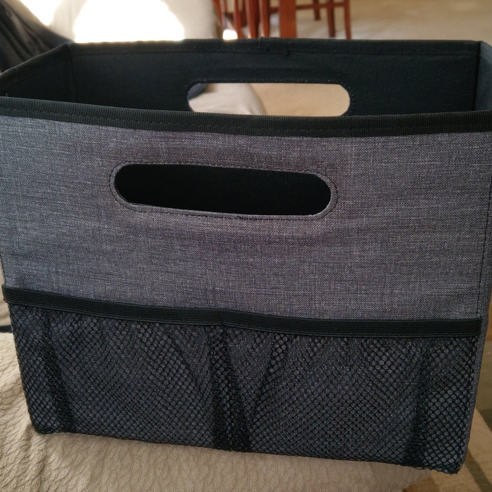 Thirty -one Flexible file storage